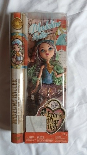 Boneca Ever After High Filha Do Chapeleiro Maluco, Mattel.